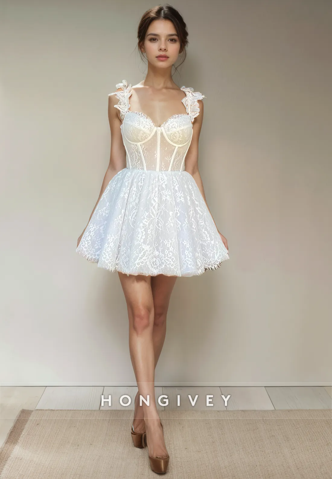 A-Line Sweetheart Sleeveless Lace Applique Short Party Homecoming Dress