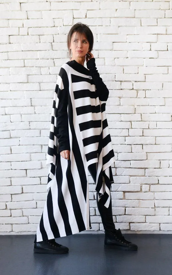 Black and White Stripe Asymmetric Tunic