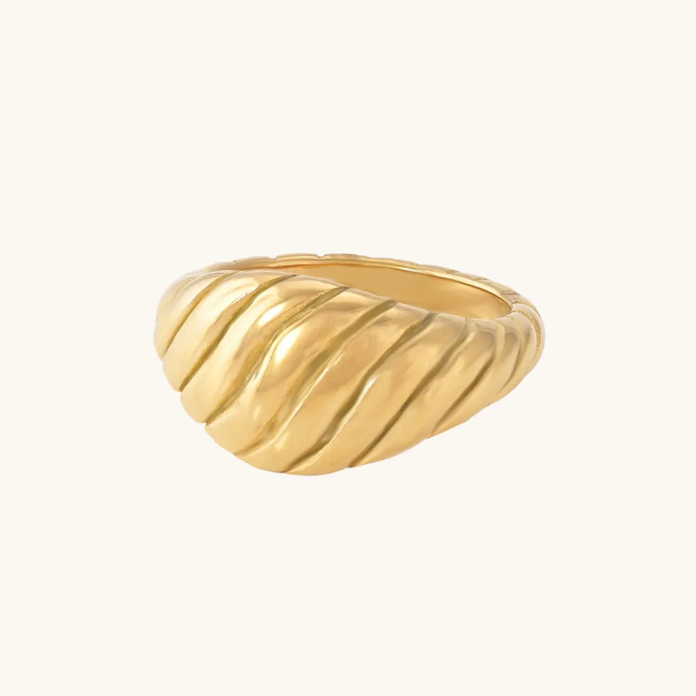 Croissant Dome Ring