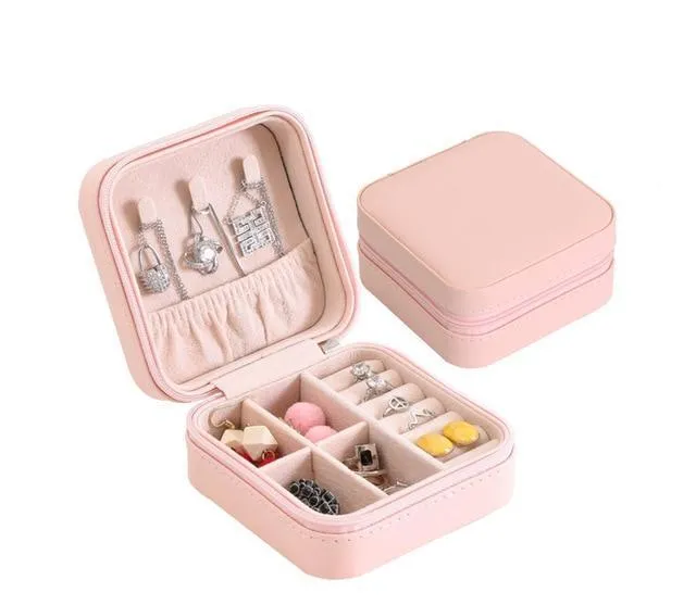 Elegant Outlook Travel Jewelry Box