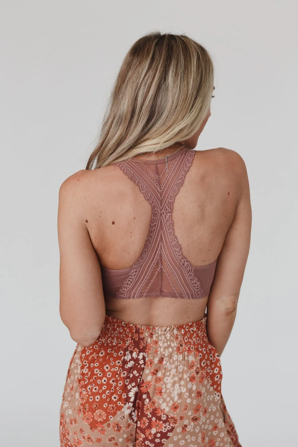 Evermore Seamless Lace Racerback Bralette - Mauve