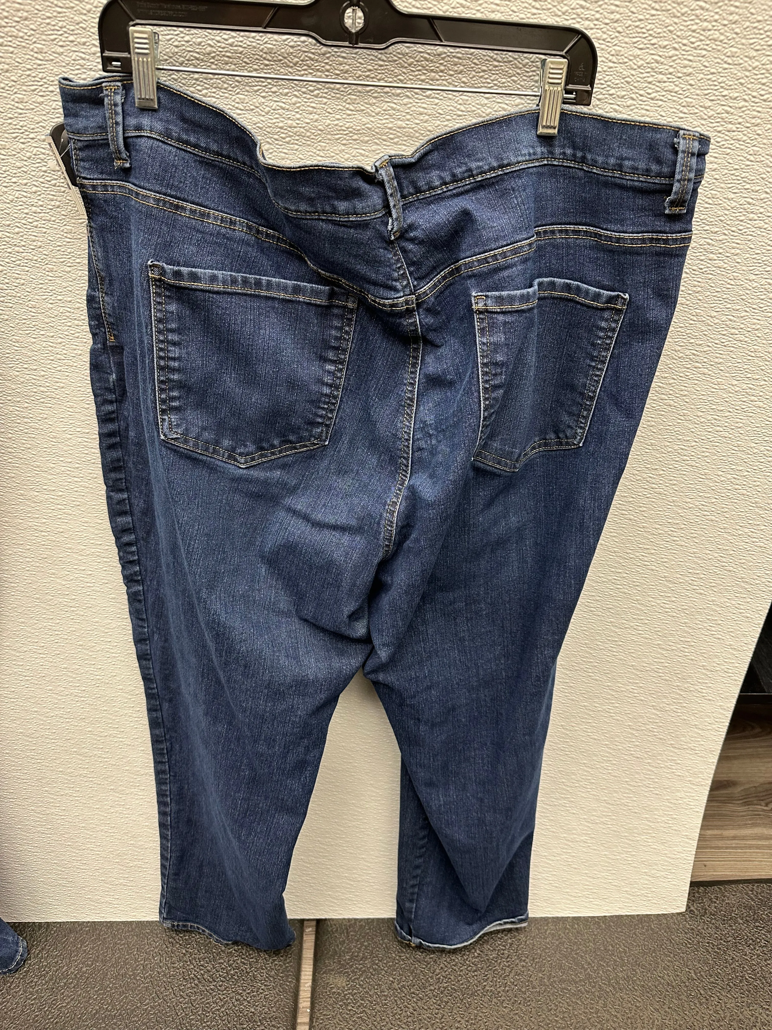 Jeans Relaxed/boyfriend By Amanda  Size: 22