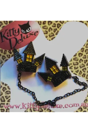 Kitty Deluxe Cardigan Clips in Haunted House Design