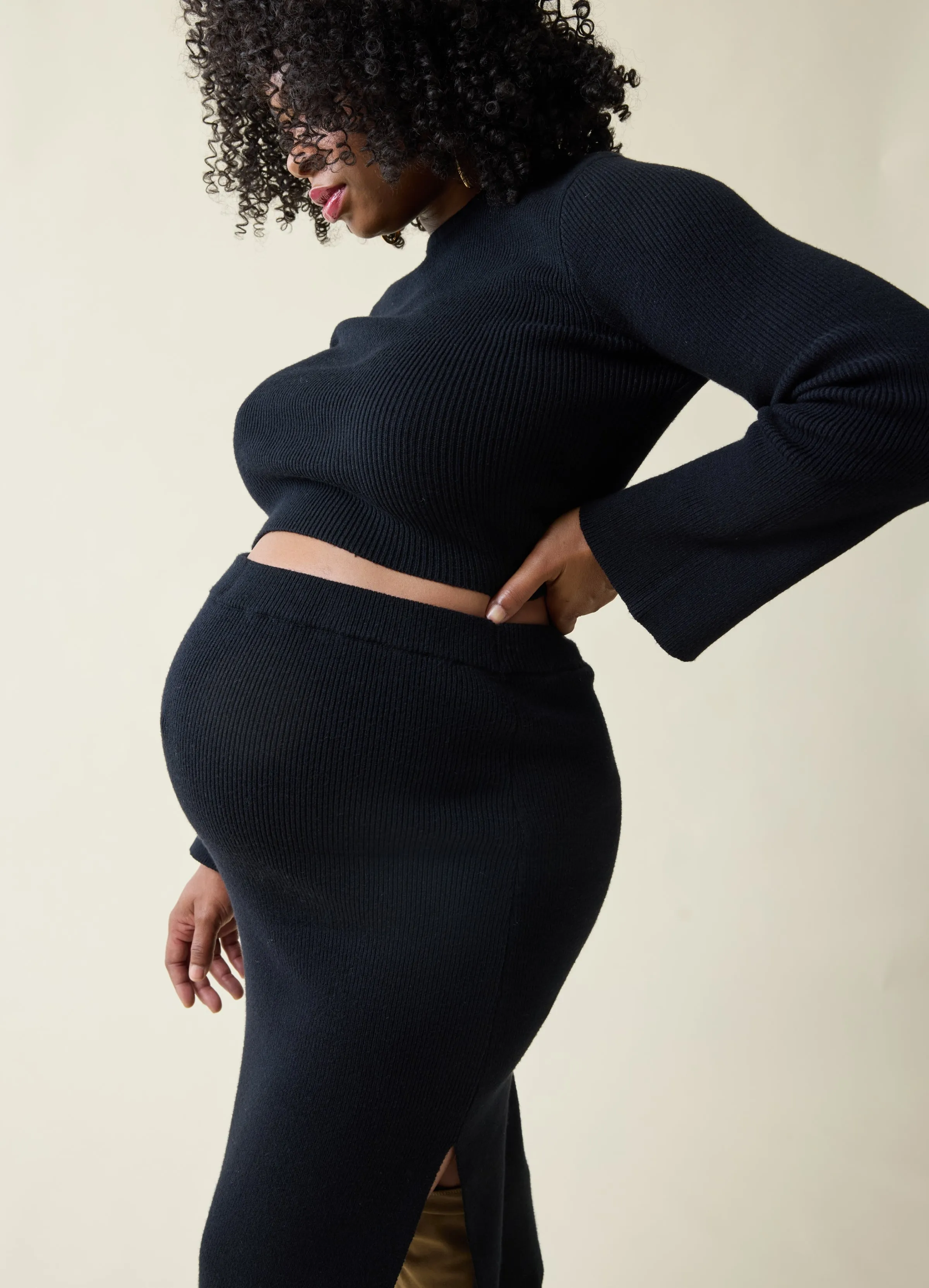 The Mix   Mingle  Black Maternity Sweater Midi Skirt